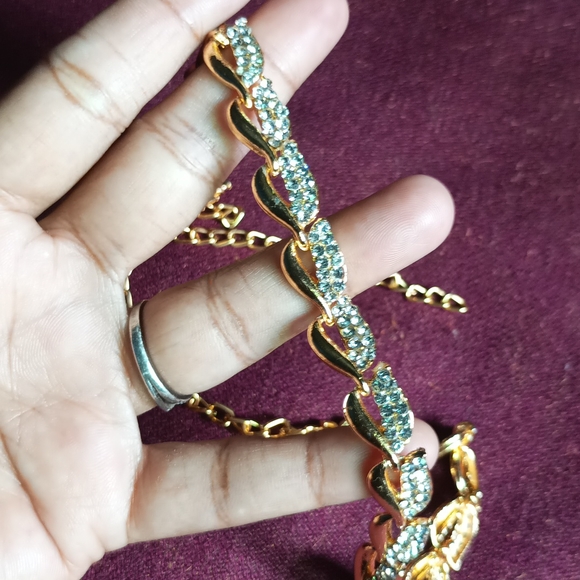 Stone Work Necklace - Picture 6 of 6